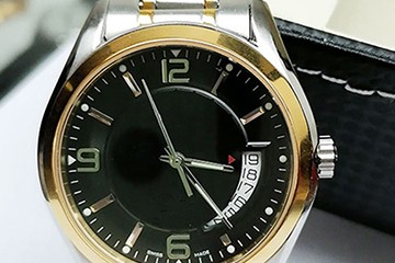 广州劳力士表冠掉了进水售后维修